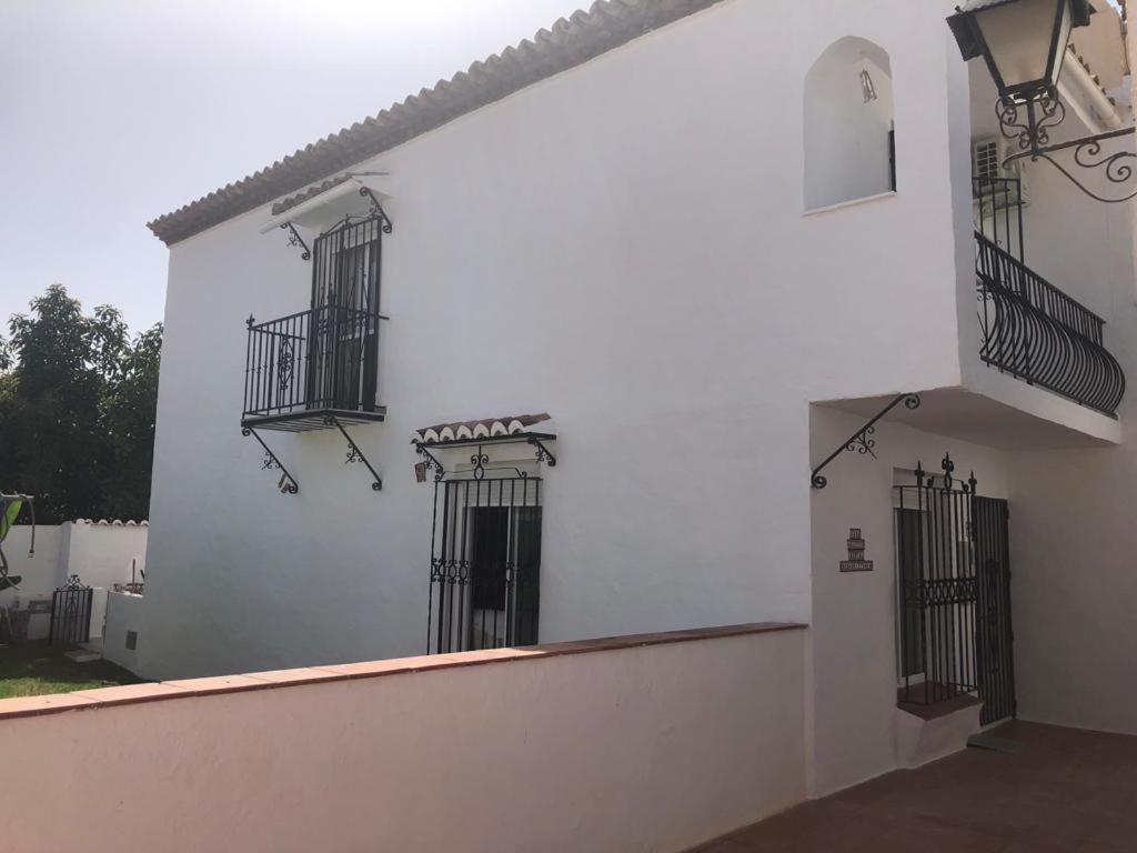 Villa Nueva Nerja Pueblo Andaluz Casa Grafton Extérieur photo
